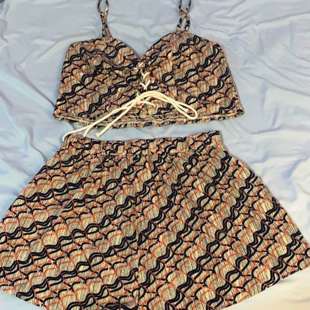 2 piece set